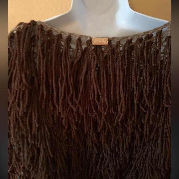 CROCHET FRINGE SWEATER - Picture 3 of 4
